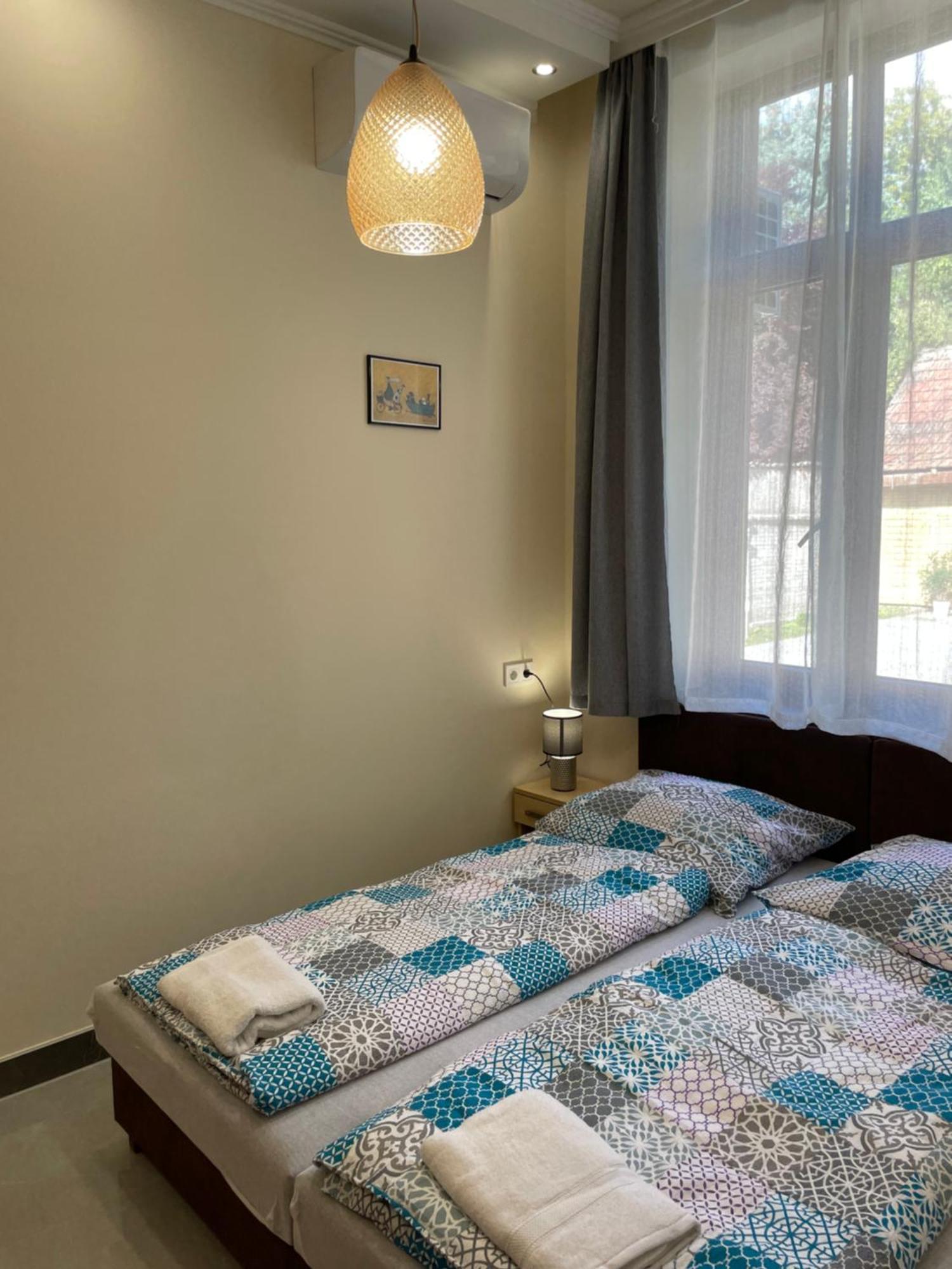 Kovacs Apartmanhaz Kiskunhalas Rom bilde