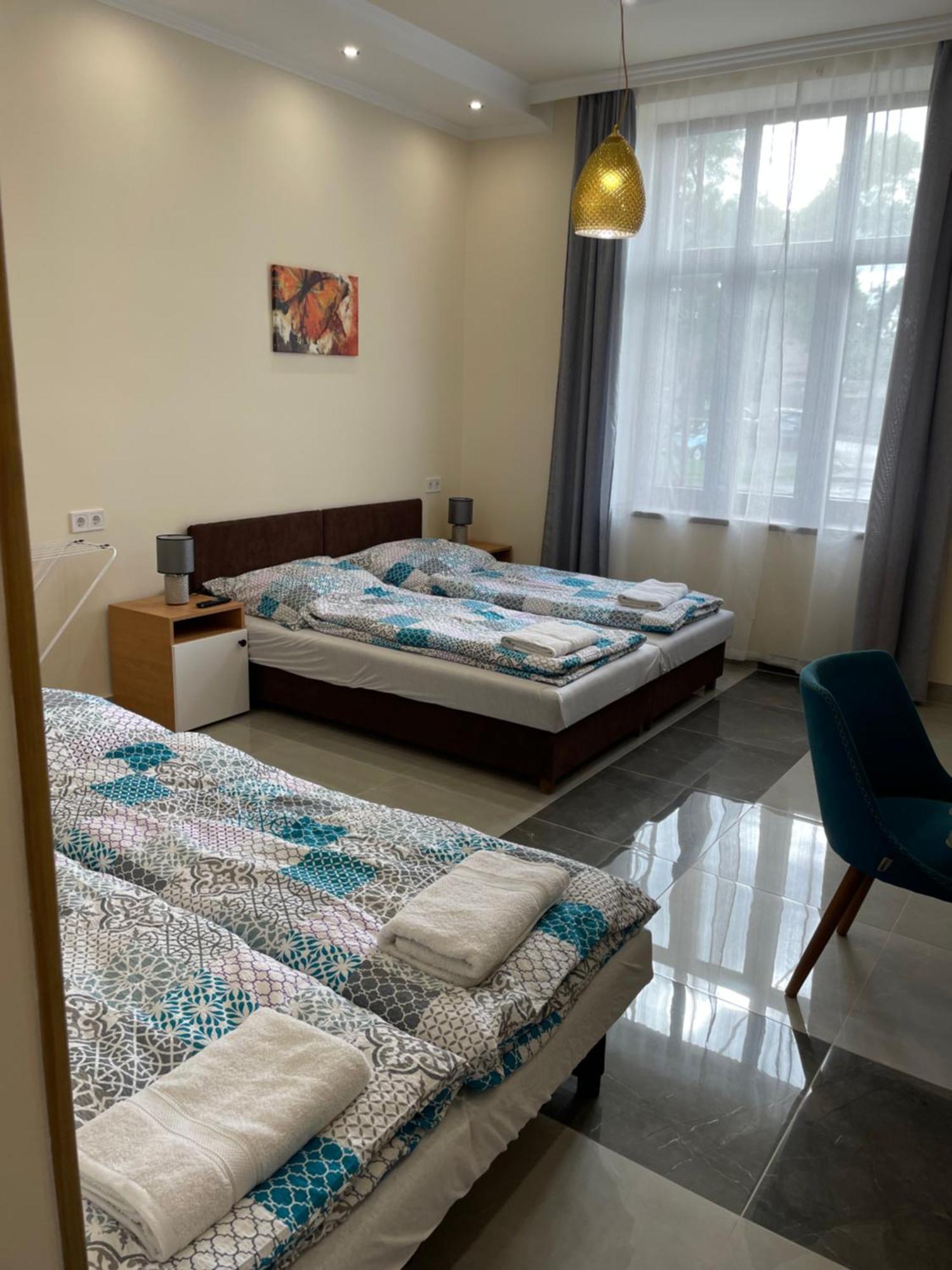 Kovacs Apartmanhaz Kiskunhalas Rom bilde