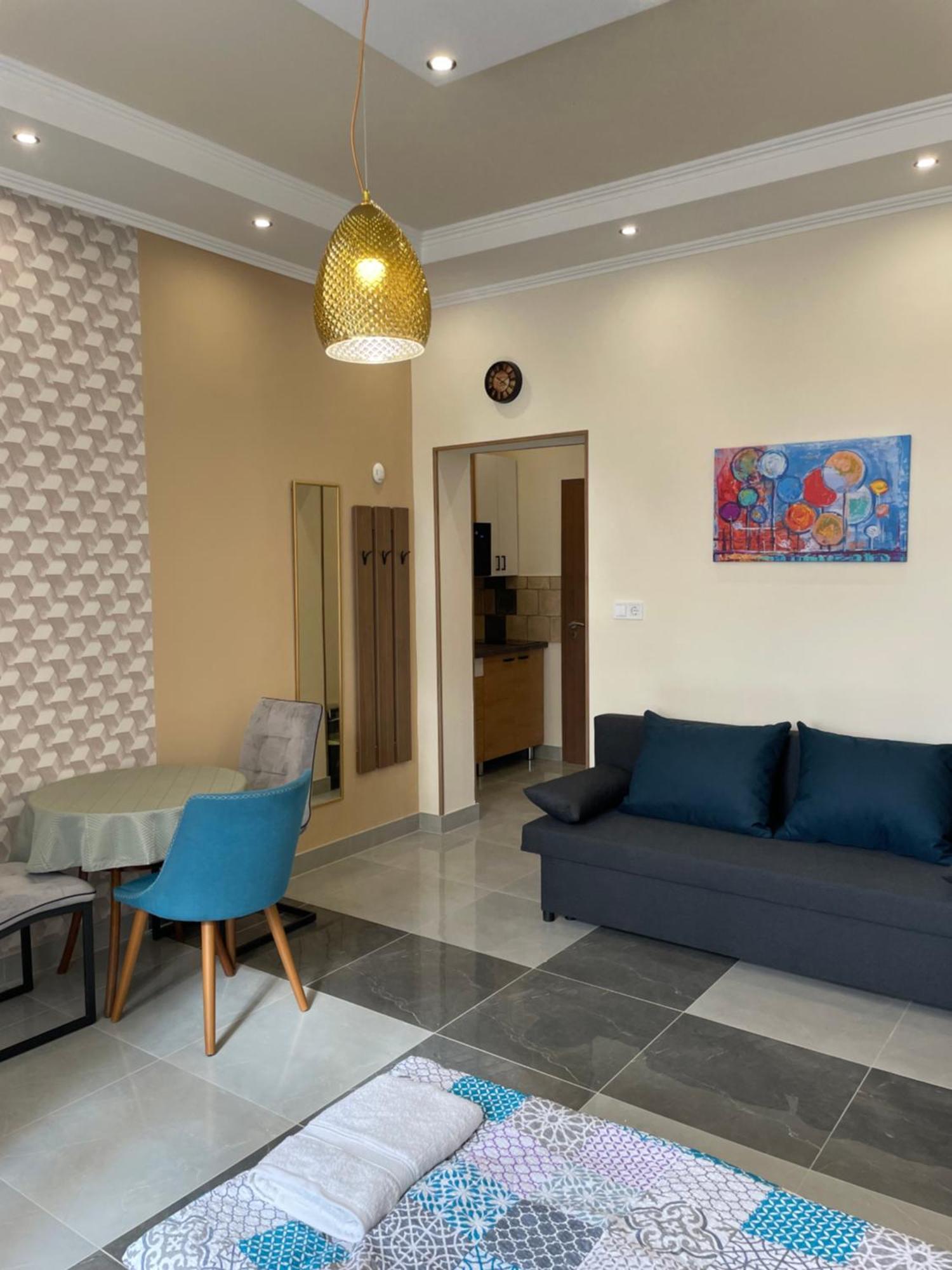 Kovacs Apartmanhaz Kiskunhalas Rom bilde