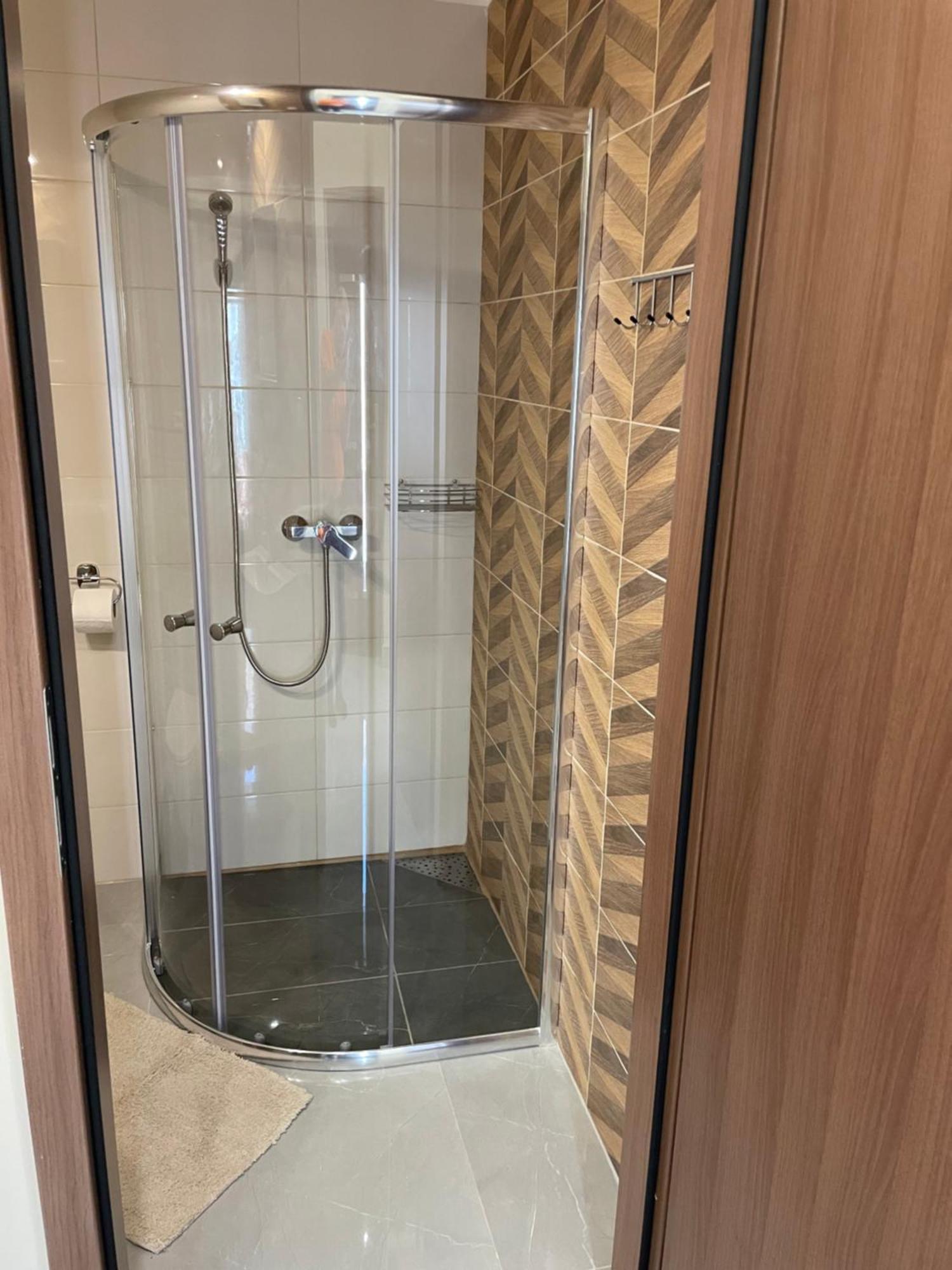 Kovacs Apartmanhaz Kiskunhalas Rom bilde