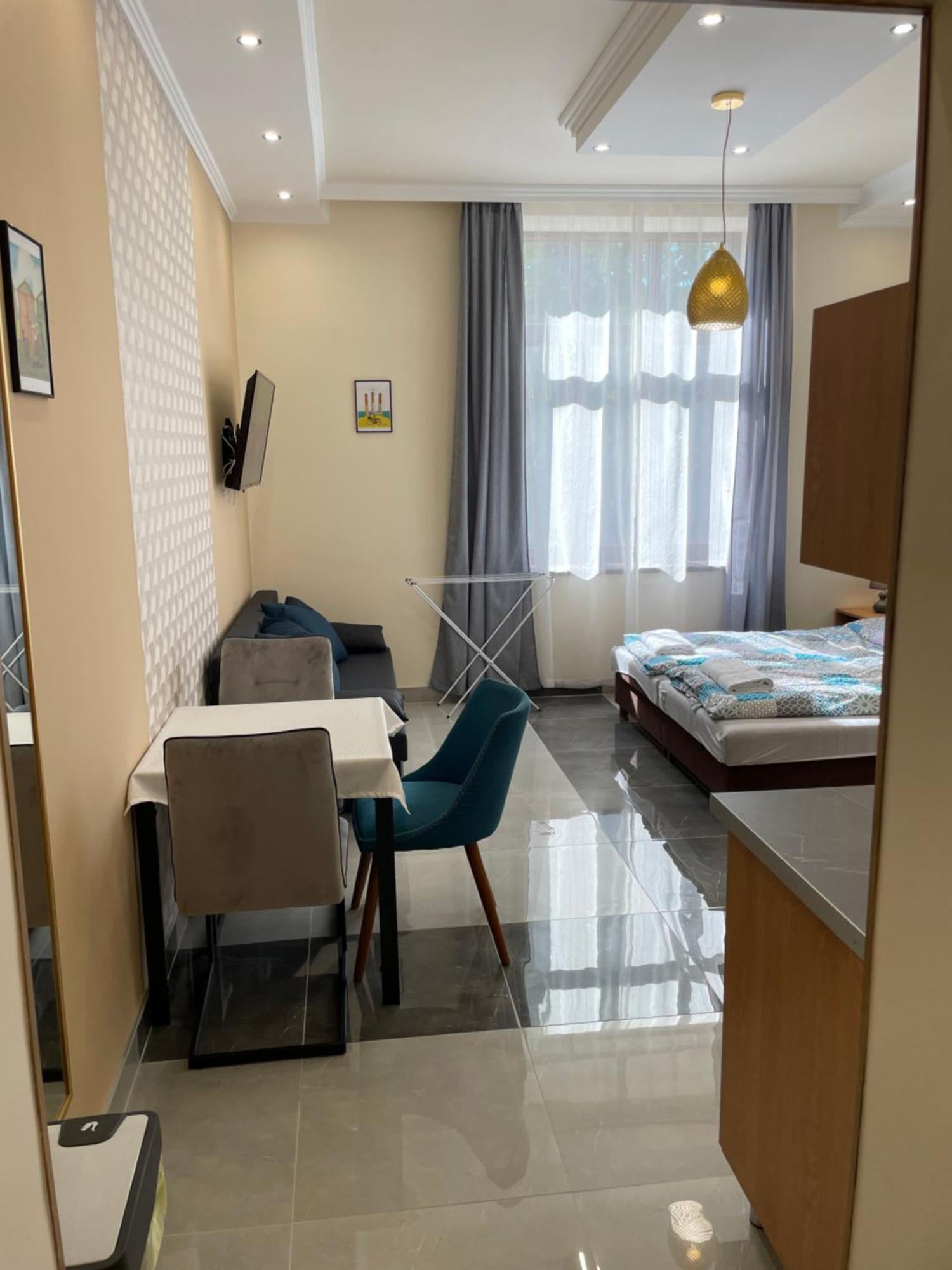 Kovacs Apartmanhaz Kiskunhalas Rom bilde