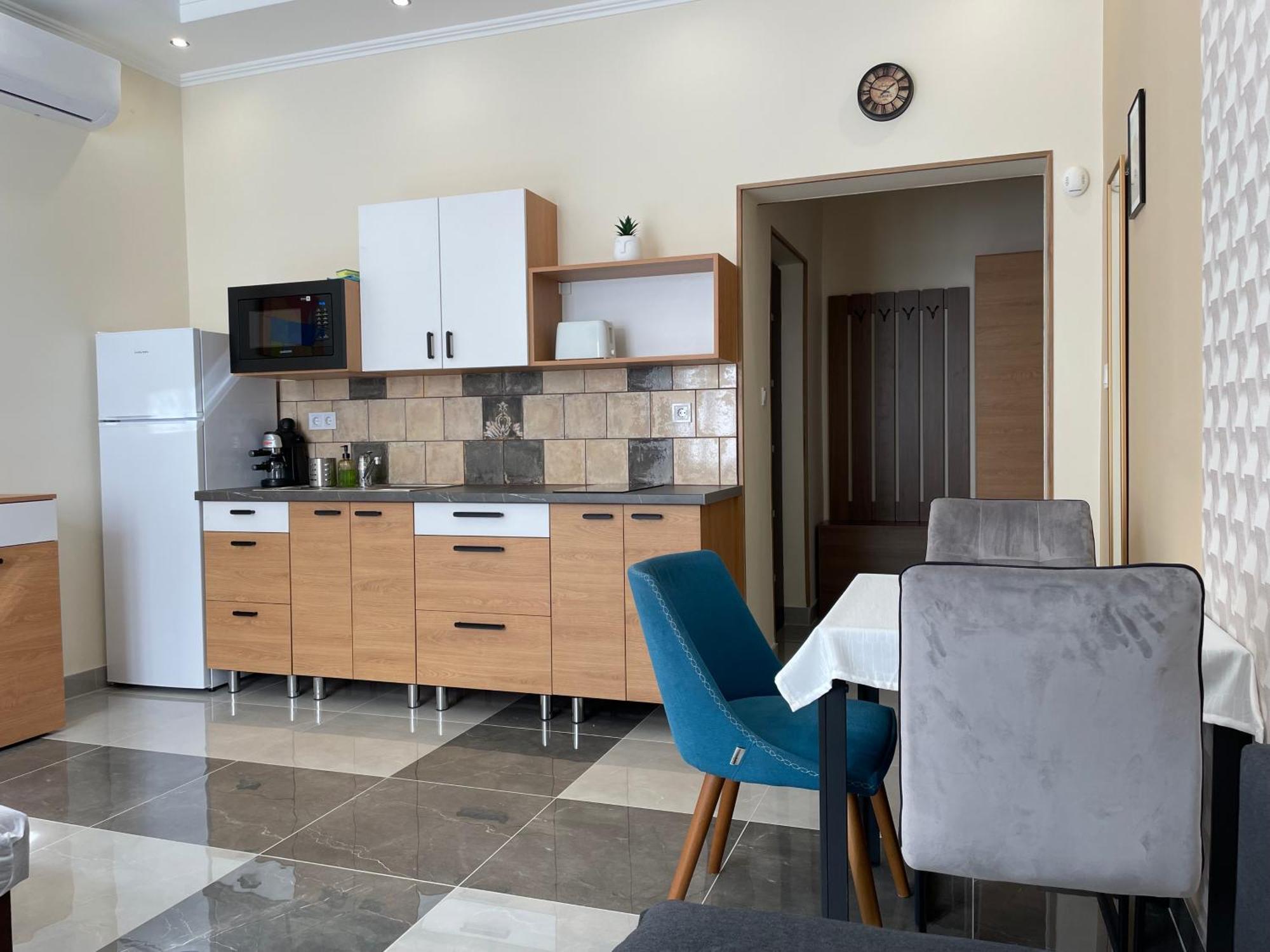 Kovacs Apartmanhaz Kiskunhalas Rom bilde