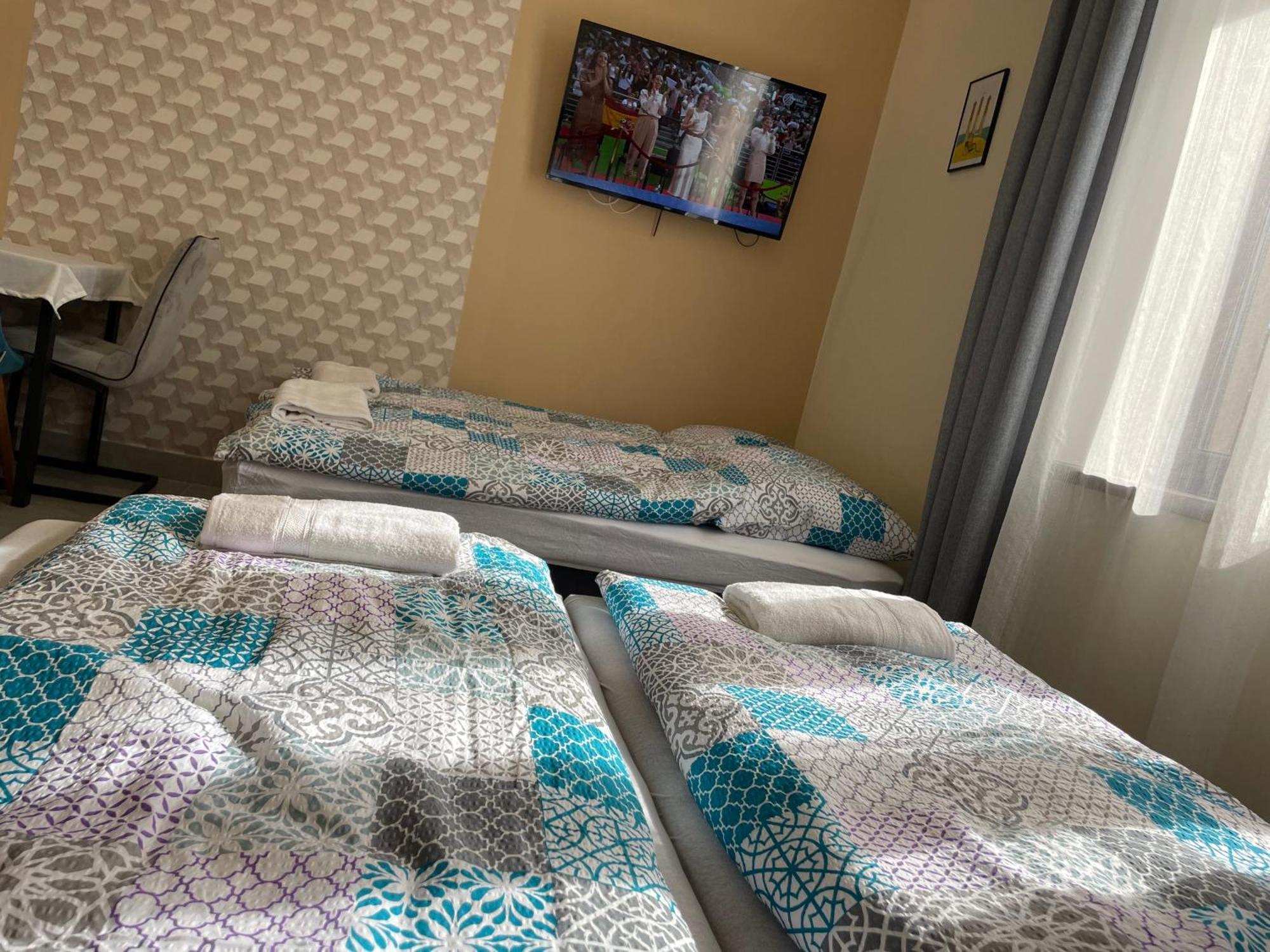 Kovacs Apartmanhaz Kiskunhalas Rom bilde